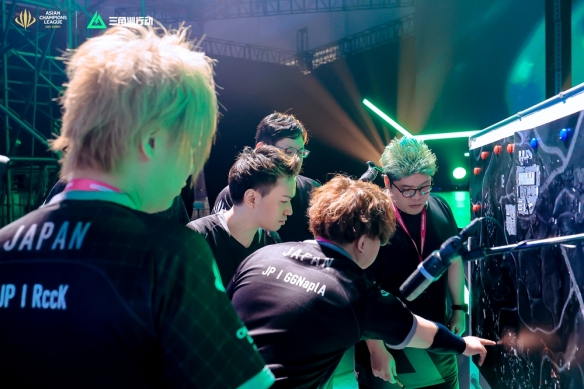 哈登在内的 哈登在内的