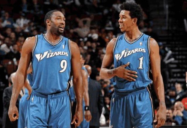 本文围绕这 本文围绕这